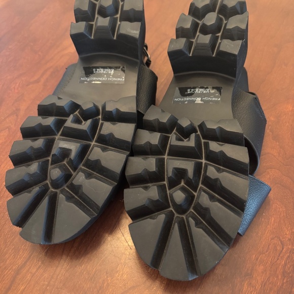 SOLD - FRENCH CONNECTION Rowan Sandal - Size 6 - Picture 5 of 5